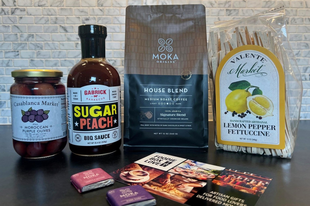 The Foodie Sampler – Foodie Box Love